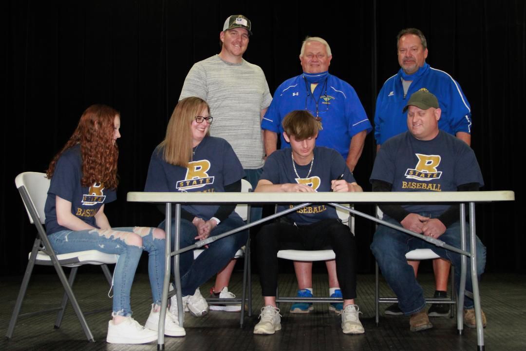 Tyler Fenwick signs Bluefield State.jpg